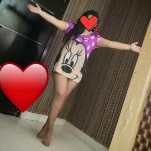 Maltepe Escort Ela Kendi Evinde Sevgili Tadında